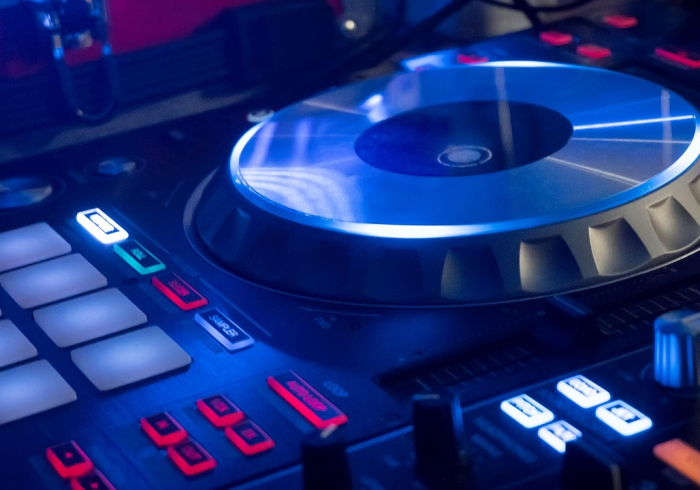 每日科技“乐总统的确可以开挂”可以透视