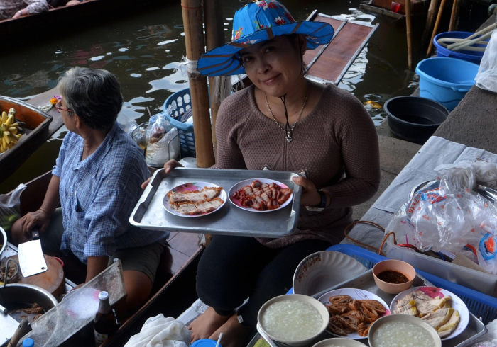 每日科技“欢乐茶馆能不能开挂”其实是有挂