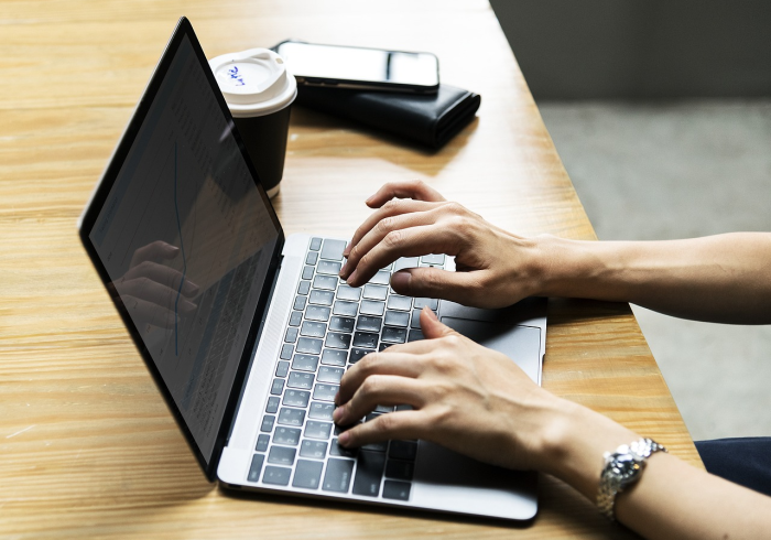 今日重大消息“新老夫子怎么操作”[其实是有挂]