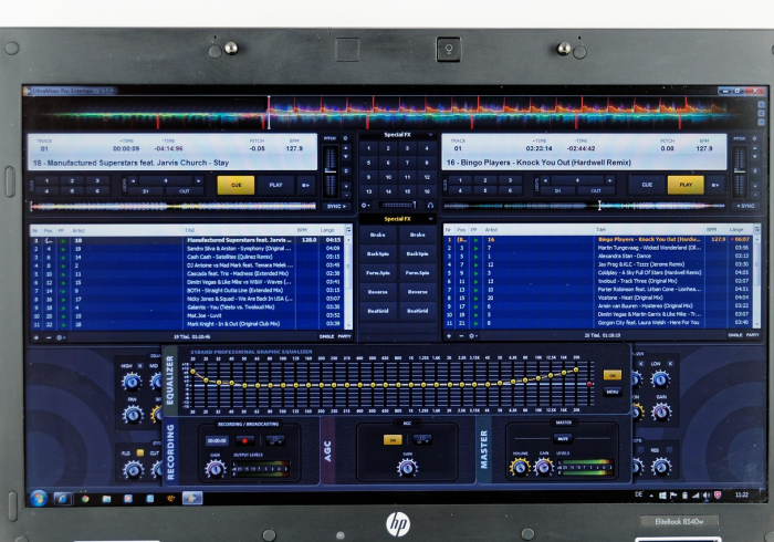 科技资讯“乐酷大厅怎么开挂吗”可以开挂软件